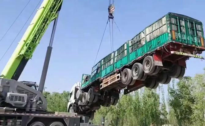 龙子湖区道路脱困救援案例